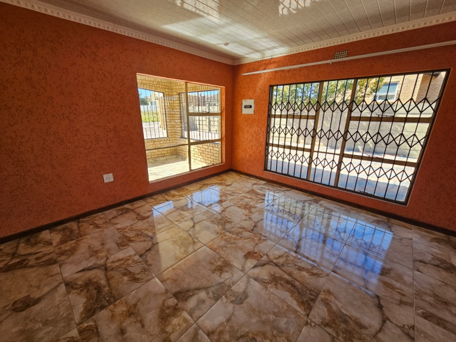 To Let 4 Bedroom Property for Rent in Welgelegen West Free State